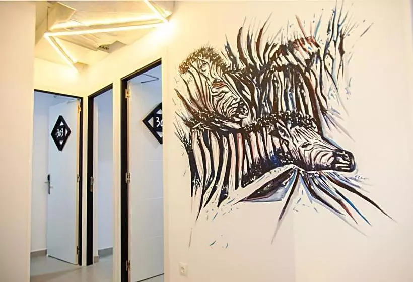 ペンション Las Cebras Hostel