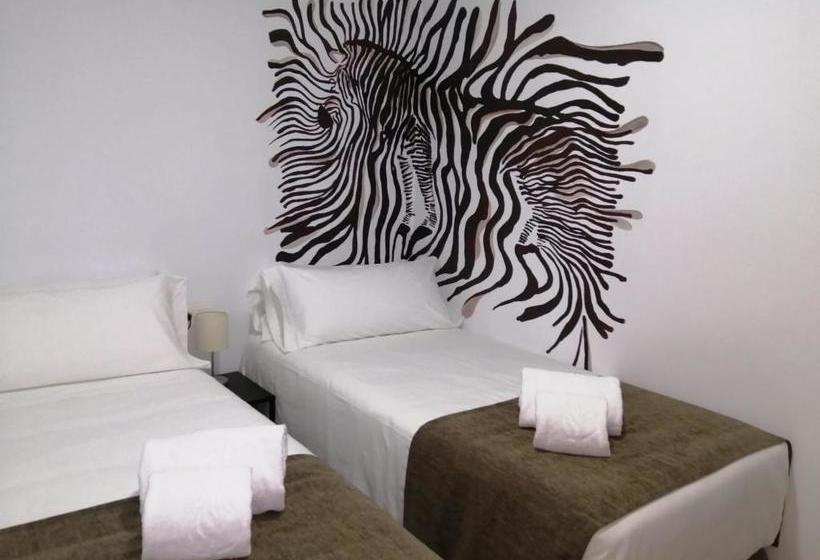 פנסיון Las Cebras Hostel