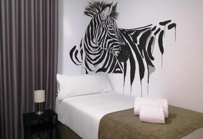 פנסיון Las Cebras Hostel