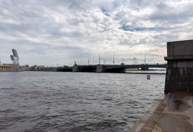 Rentalspb On Makarova Embankment