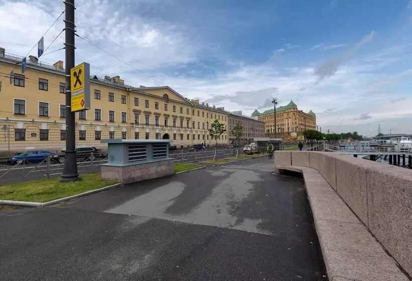 Rentalspb On Makarova Embankment
