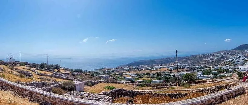 Spacious 2 Bedroom House With Fantastic Yard