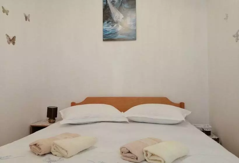 Apartment Zarace