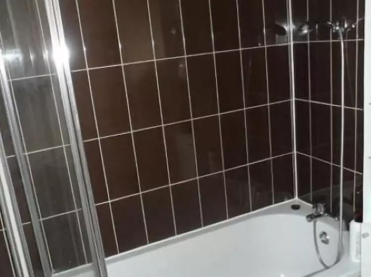 پانسیون Homestay Oakridge Crescent