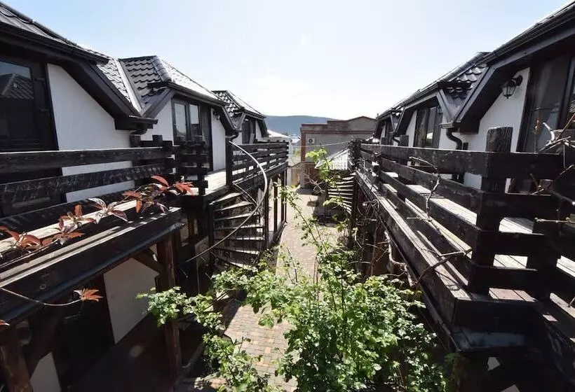 Majatalo Sadorini Guest House