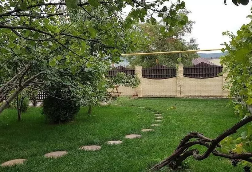 Majatalo Sadorini Guest House