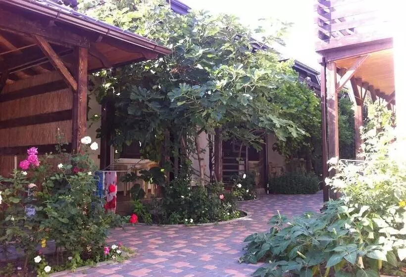 Majatalo Sadorini Guest House