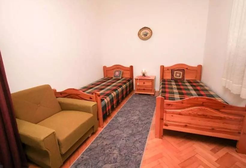 Majatalo Villa Zamak