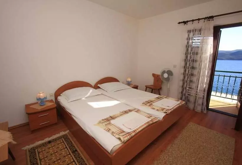 Majatalo Villa Zamak