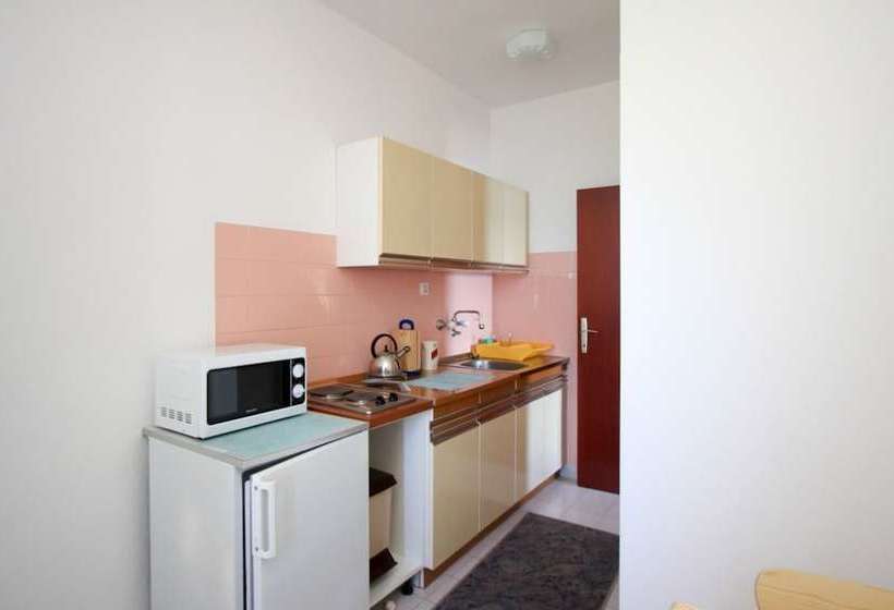 بنسيون Villa Zamak