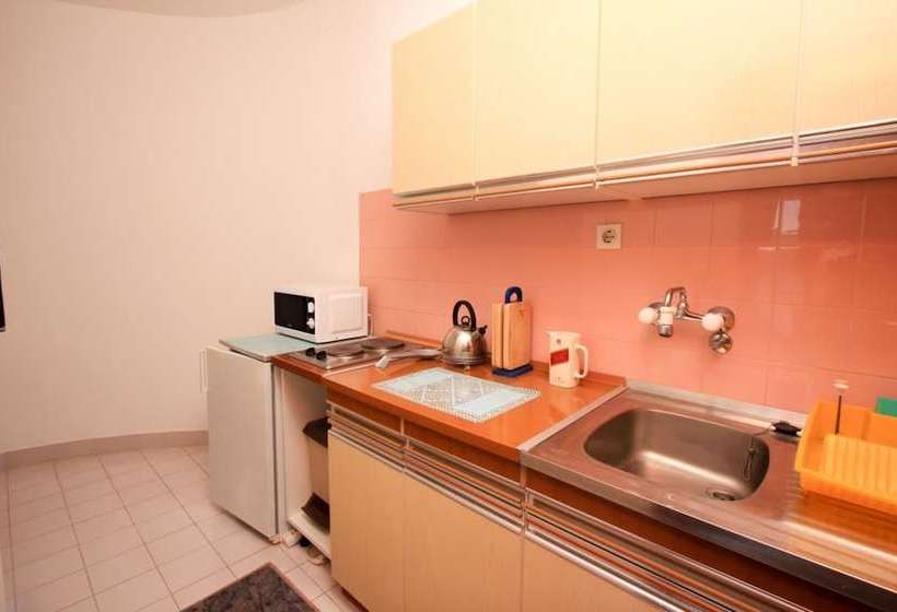 بنسيون Villa Zamak