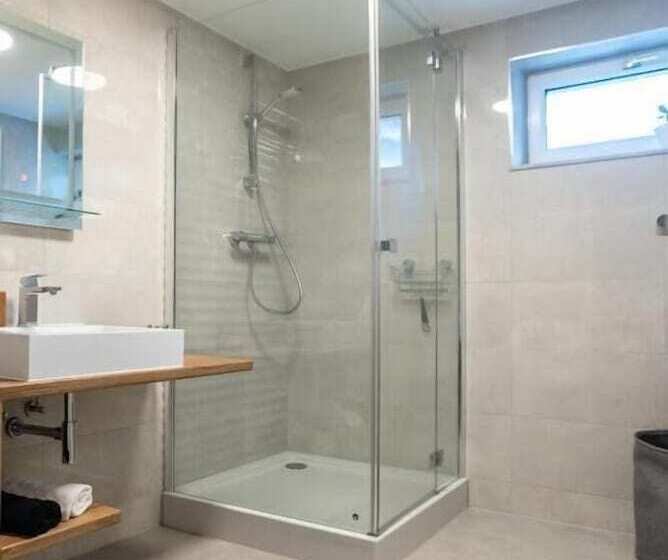 بنسيون Zur Quelle   Ferien Apartment Haus