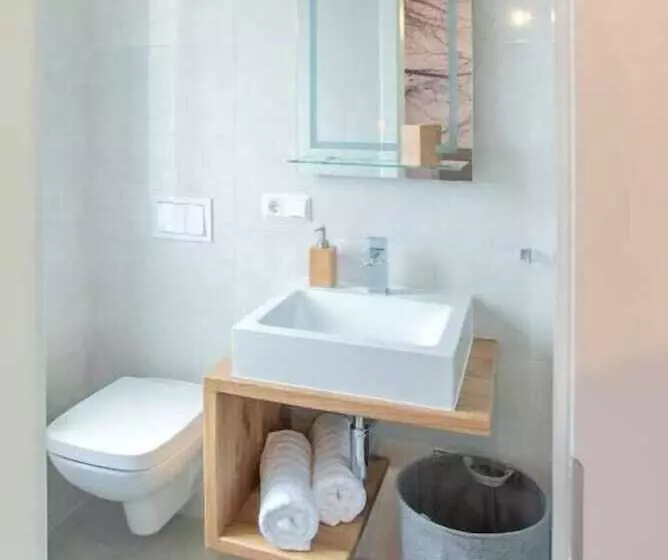 Majatalo Zur Quelle   Ferien Apartment Haus