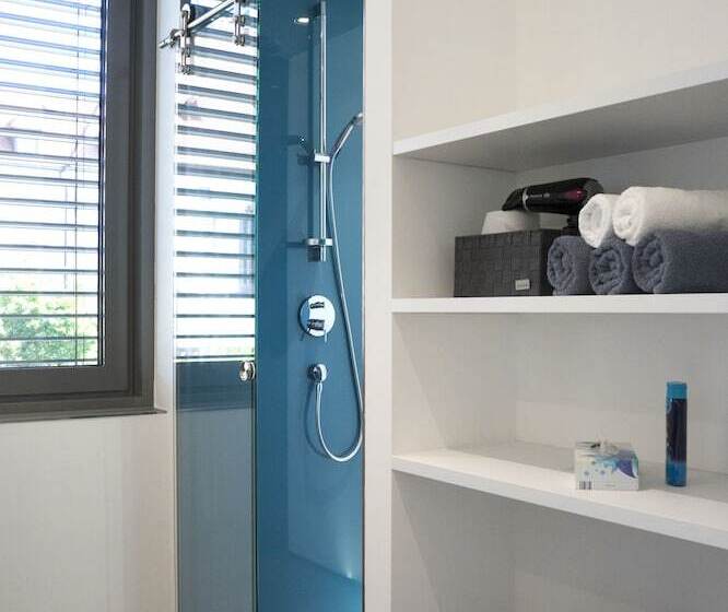 Seven Hotel + Boardinghouse