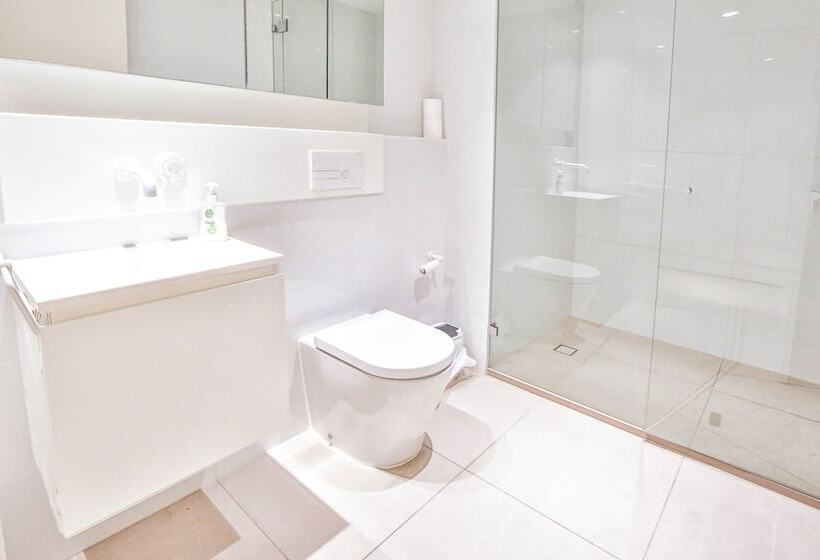 South Yarra Claremont Apartment