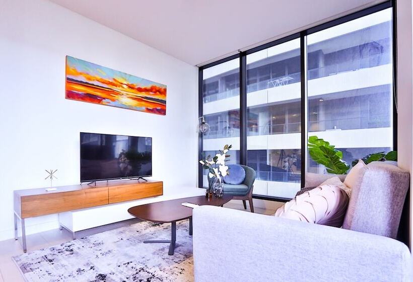 South Yarra Claremont Apartment