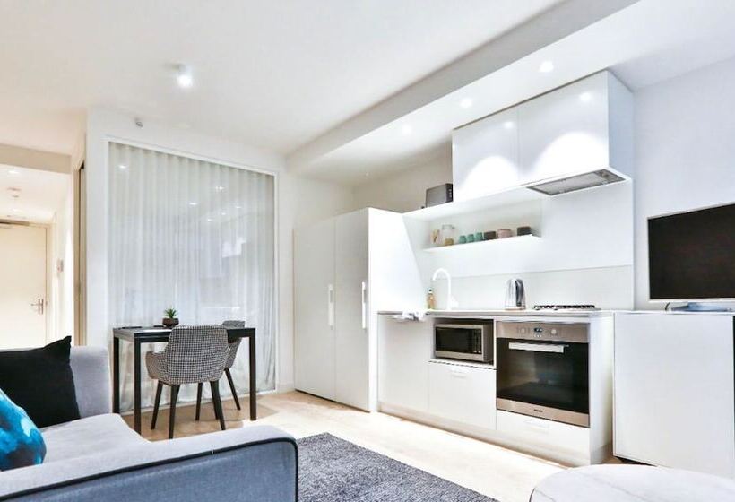 South Yarra Claremont Apartment