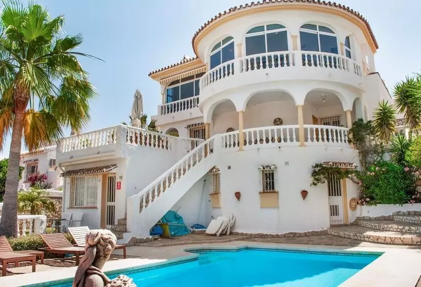 107332   House In Mjas