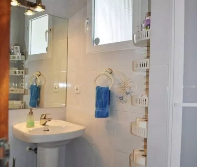 107332   House In Mjas