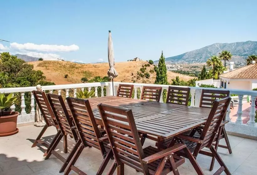 107332   House In Mjas