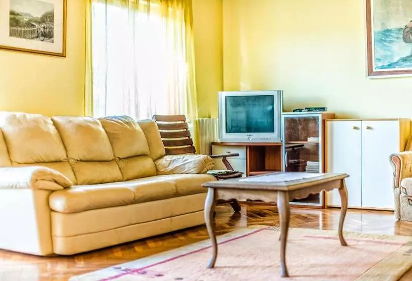 Apartment Belušić