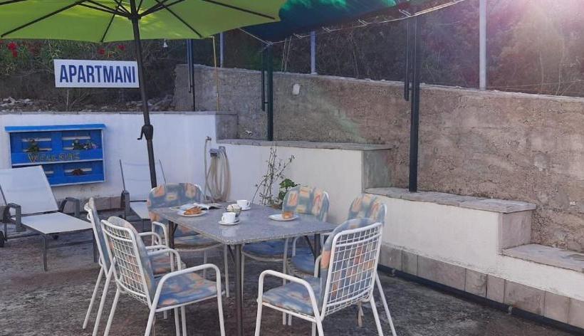 Apartments Andrijana