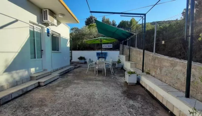 Apartments Andrijana