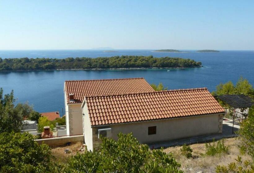 Apartments Near The Sea Marinovic