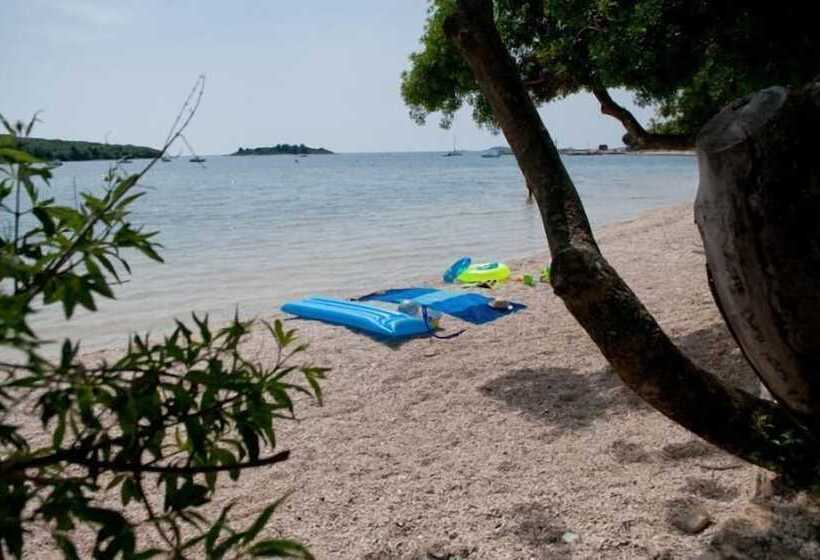 App And Rooms Marojevic