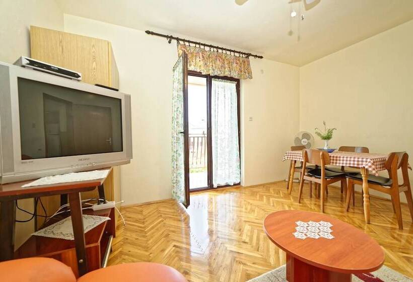 App And Rooms Marojevic