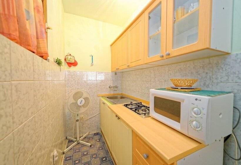 App And Rooms Marojevic