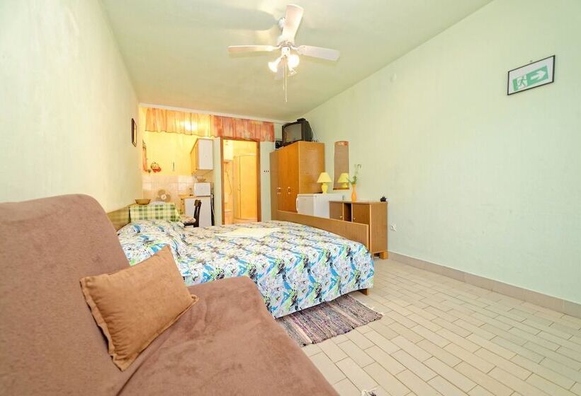 App And Rooms Marojevic