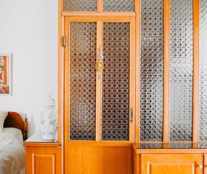 Best House Piraeus Heart