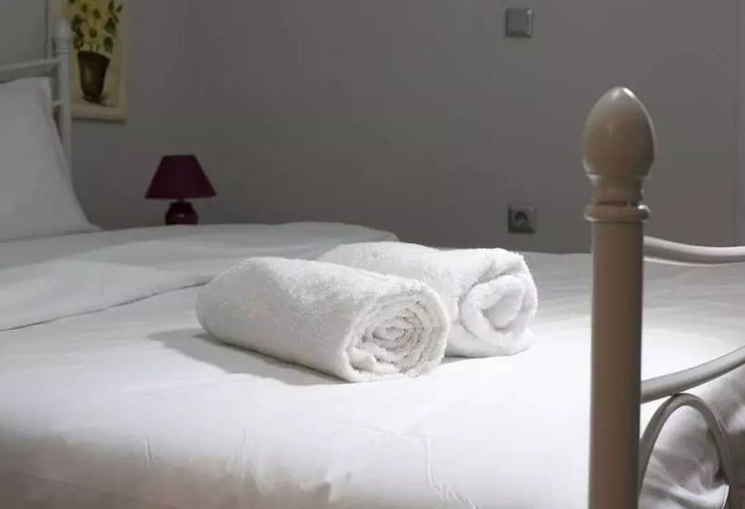 Chalandri A Newly Renovated Studio