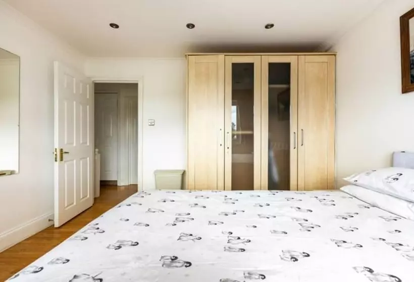 Deluxe White Villa
