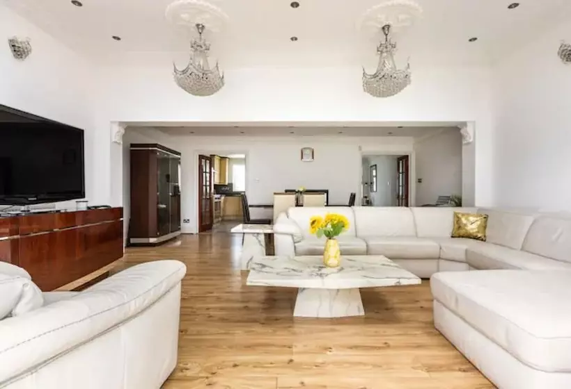 Deluxe White Villa