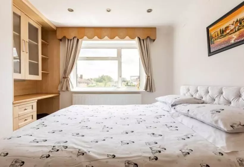 Deluxe White Villa