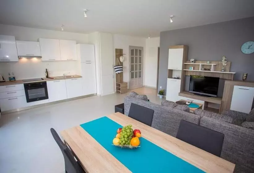 Enelani Apartments