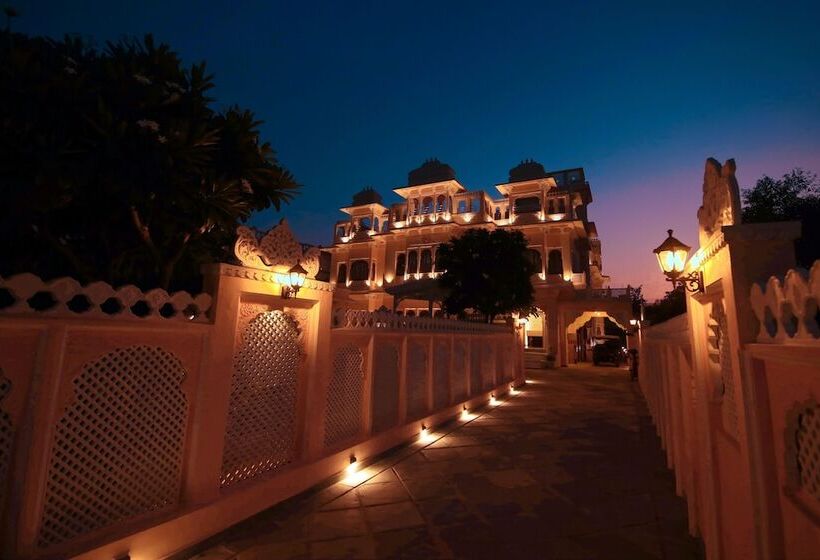 ホテル Sterling Jaisinghgarh Udaipur