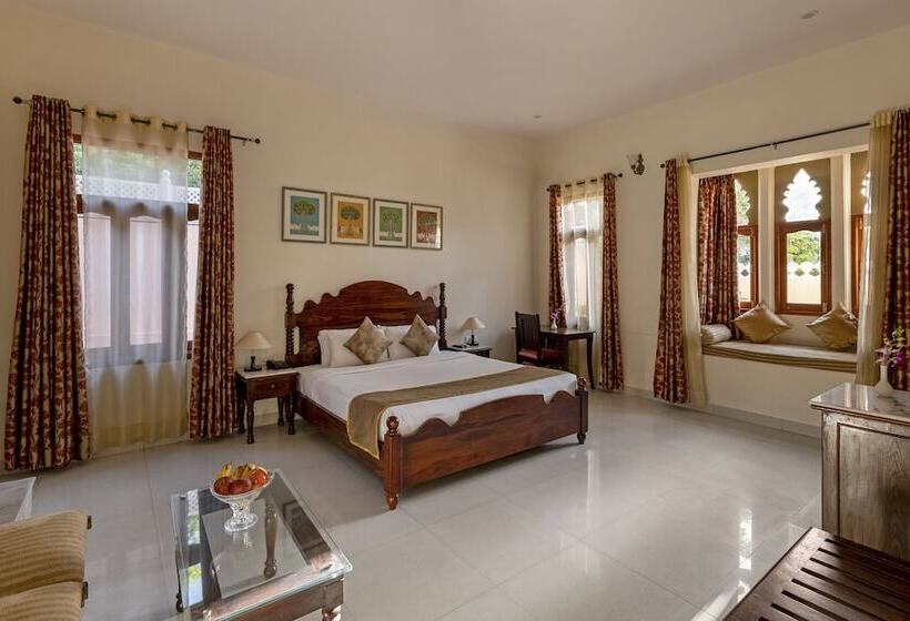 ホテル Sterling Jaisinghgarh Udaipur