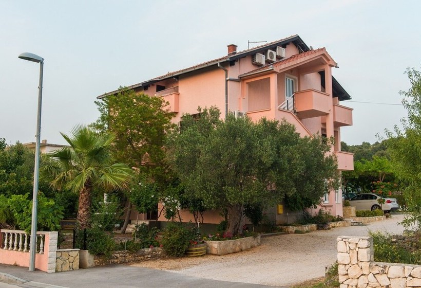 بنسيون Guest House Milisic