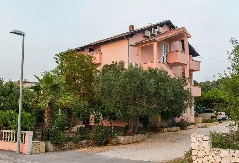 پانسیون Guest House Milisic