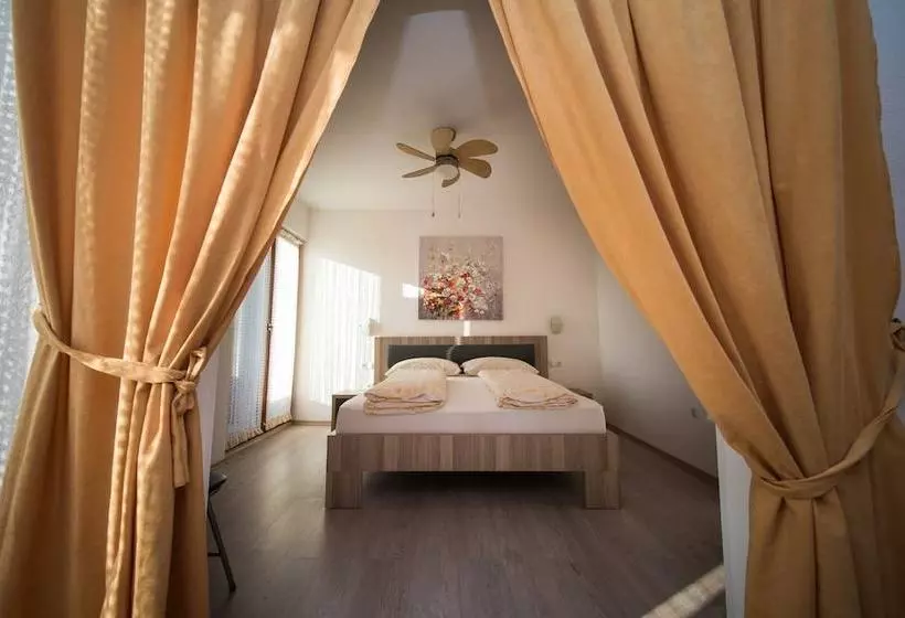 پانسیون Guest House Milisic
