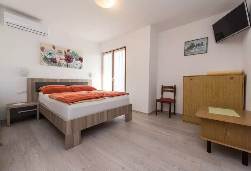 پانسیون Guest House Milisic