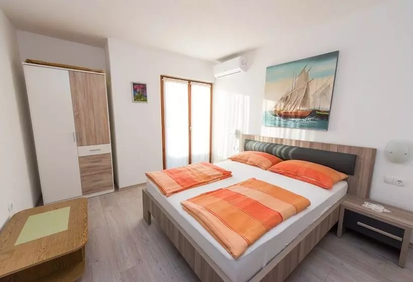 پانسیون Guest House Milisic