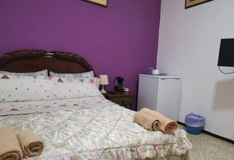 پانسیون Santiago S Private Rooms
