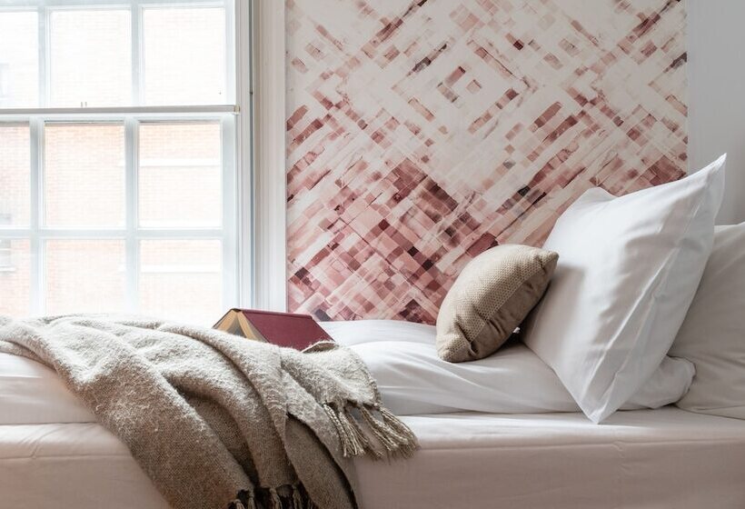 The Historic Gem   Central 3bdr Maisonette