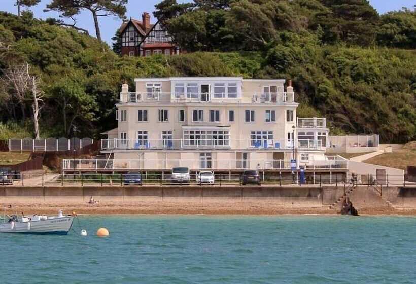 Beachside Apartment On The Beach