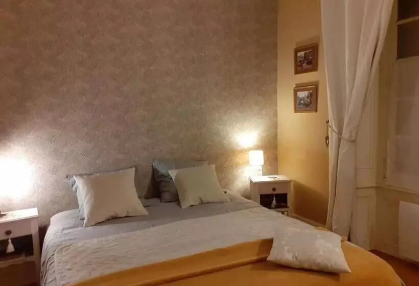 Aamiaismajoitus (B&B) Manoir Tregont Mab