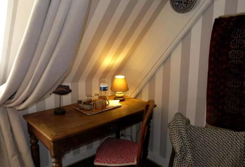 Aamiaismajoitus (B&B) Manoir Tregont Mab